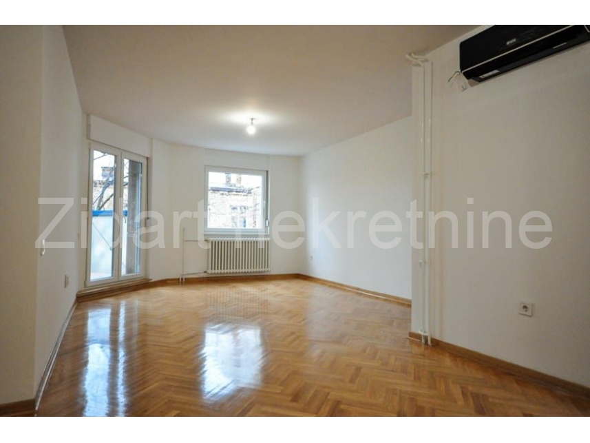 Квартира, 753 м², 240 000$ — FAKTOR